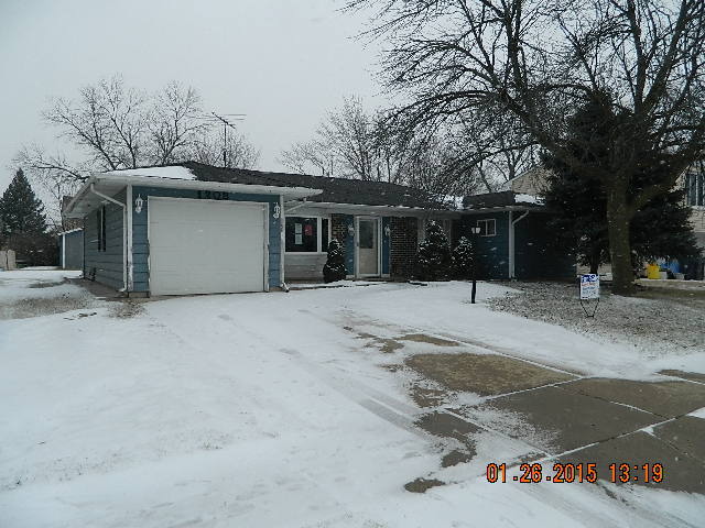 1208 Corley Dr, Elgin, IL 60120 photo 11