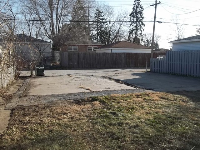 14923 Artesian Ave, Harvey, IL 60426 photo 9
