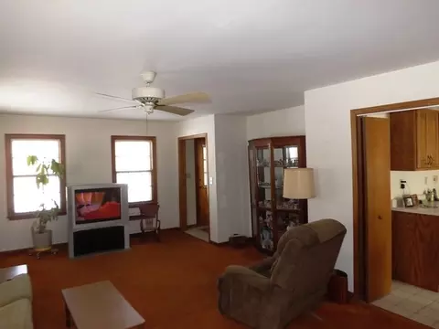 803 E Washington St, Morris, IL 60450 photo 8
