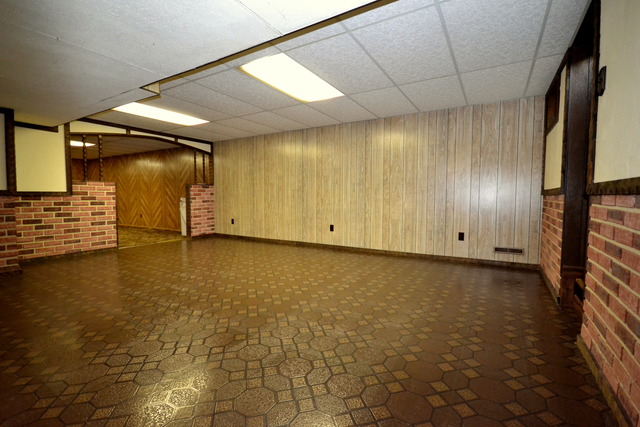 200 N Hickory Ave, Bartlett, IL 60103 photo 21