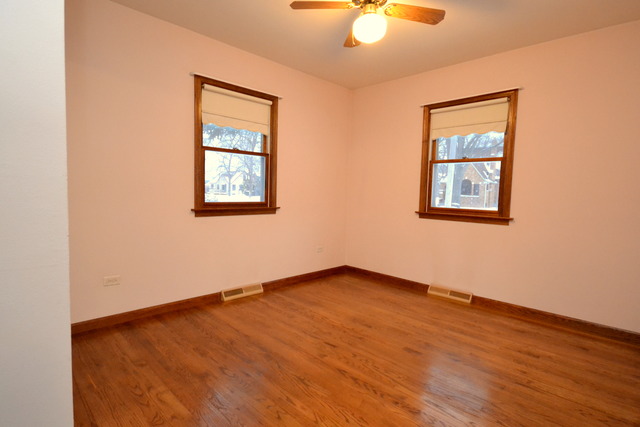 200 N Hickory Ave, Bartlett, IL 60103 photo 19