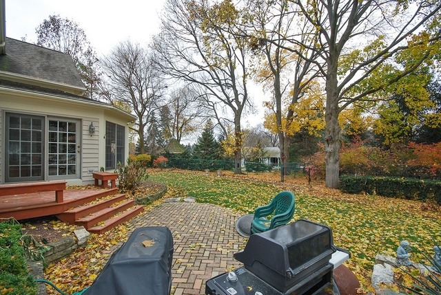 1017 Penny Ln, Wheaton, IL 60189 photo 23