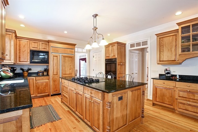 1017 Penny Ln, Wheaton, IL 60189 photo 7