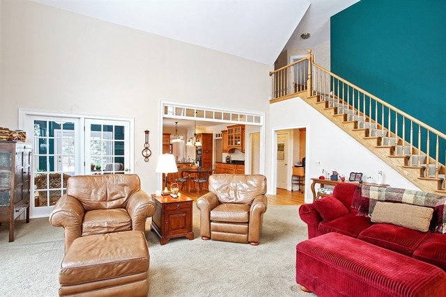 1017 Penny Ln, Wheaton, IL 60189 photo 10