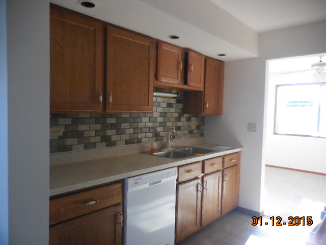 1775 Shoshonee Trl, Wheeling, IL 60090 photo 4