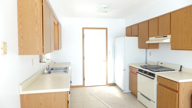 185 Rainbow Dr, Capron, IL 61012 photo 9