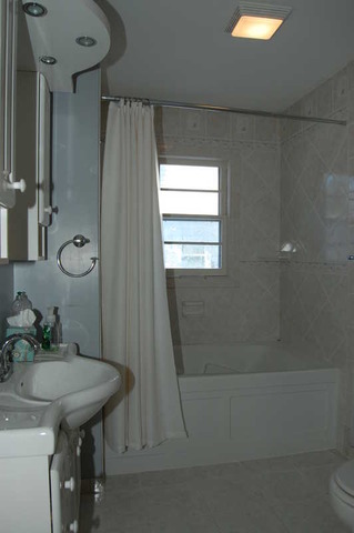 412 Wilcox Ave, Elgin, IL 60123 photo 9