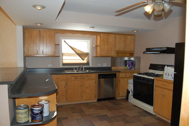 412 Wilcox Ave, Elgin, IL 60123 photo 6