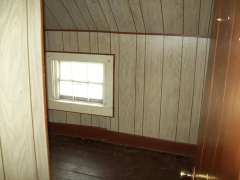 309 E Front St, Wyanet, IL 61379 photo 6