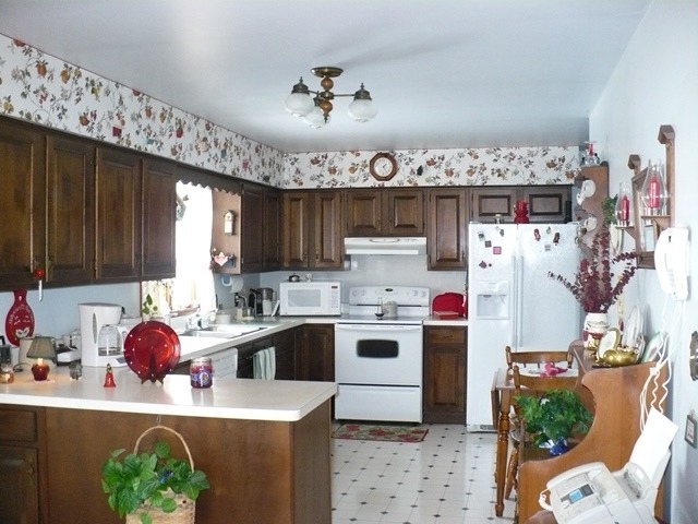 331 W Erickson St, Lee, IL 60530 photo 5