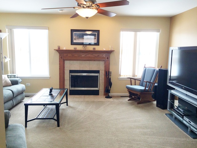 210 Tralee Ln, Mchenry, IL 60050 photo 3