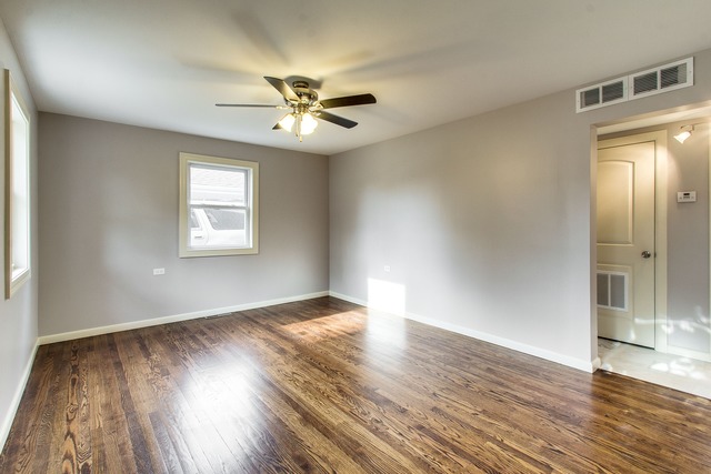  2729 Westbrook Dr, Franklin Park, IL 60131 photo 1