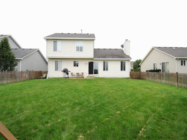 2724 Jenna Cir, Montgomery, IL 60538 photo 13