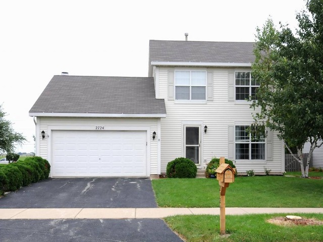 2724 Jenna Cir, Montgomery, IL 60538 photo 1