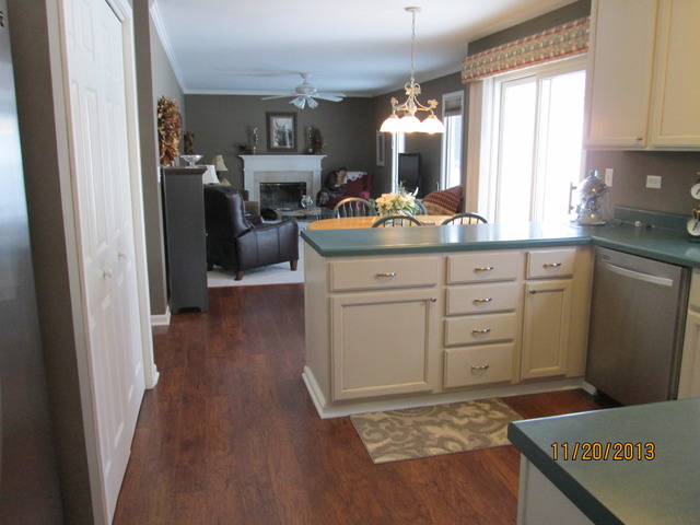 2886 Weld Rd, Elgin, IL 60124 photo 5