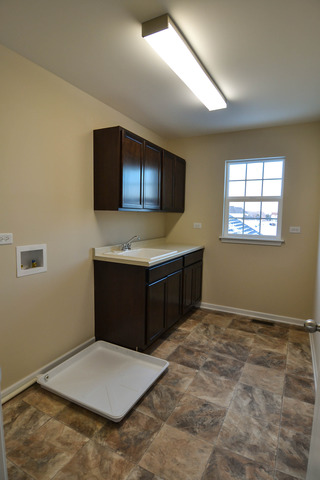 310 W Frontier Dr, Minooka, IL 60447 photo 10