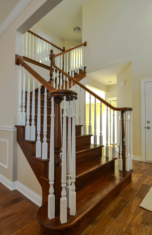 310 W Frontier Dr, Minooka, IL 60447 photo 2