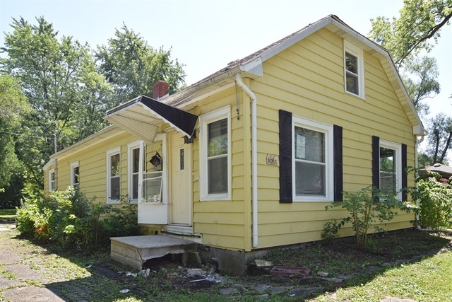 325 S Fairfield Ave, Lombard, IL 60148 photo 2