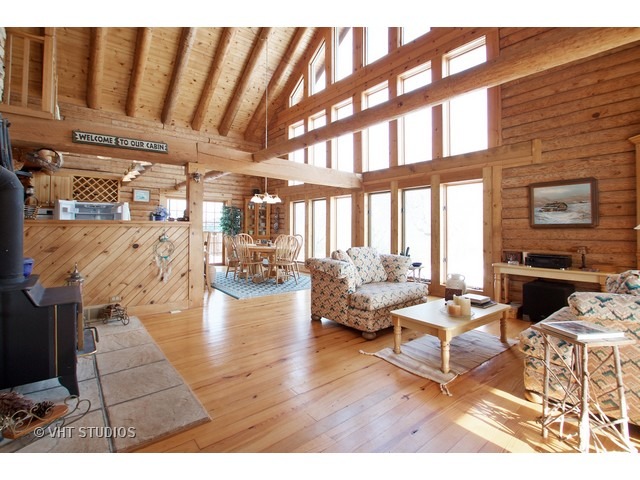 10716 Button Rd, Hebron, IL 60034 photo 6