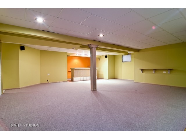 28 Allen Dr, Elgin, IL 60120 photo 5