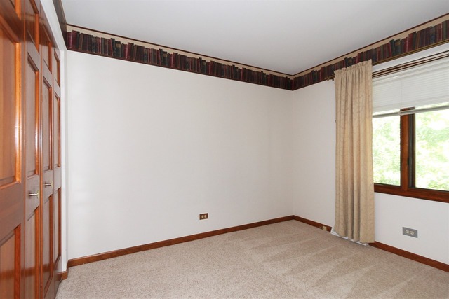 1189 Charter Oaks Dr, Bartlett, IL 60103 photo 15