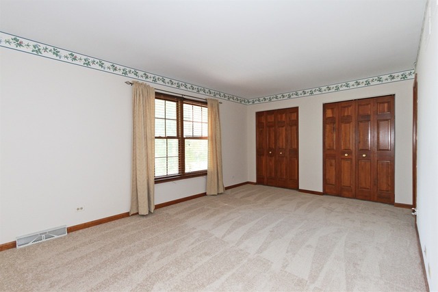 1189 Charter Oaks Dr, Bartlett, IL 60103 photo 12