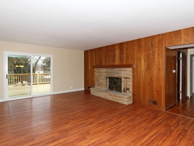 1014 S Naperville Rd, Wheaton, IL 60189 photo 3