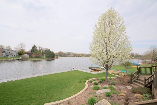 301 High Point Dr, Lake Villa, IL 60046 photo 24