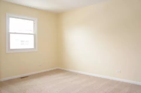 4419 Westbridge Ct, Hoffman Estates, IL 60192 photo 14