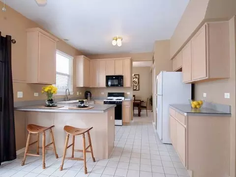 11331 S Preakness Dr, Plainfield, IL 60585 photo 7