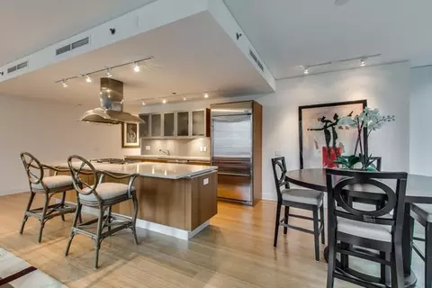 340 E Randolph St #706, Chicago, IL 60601 photo 10