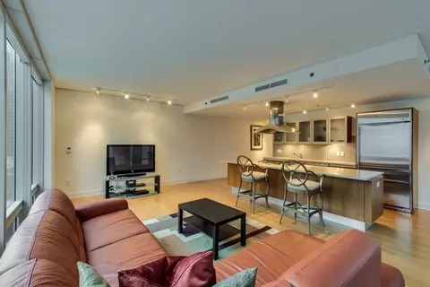 340 E Randolph St #706, Chicago, IL 60601 photo 8