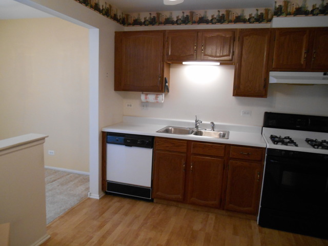 1404 Nottingham Ct #c1, Wheeling, IL 60090 photo 2
