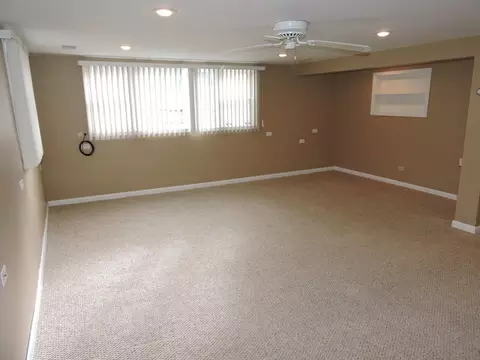 2313 185th St, Lansing, IL 60438 photo 9