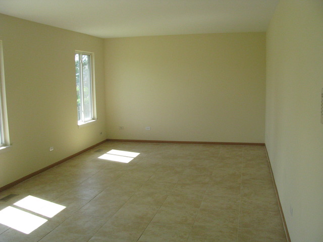 2792 Yosemite Dr, Aurora, IL 60503 photo 7