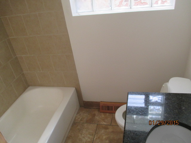 8514 Central Ave, Burbank, IL 60459 photo 4