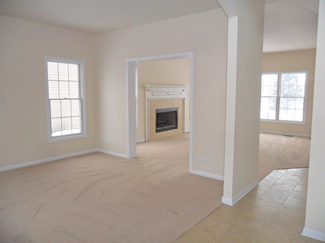 4 Covington Ct, Algonquin, IL 60102 photo 9