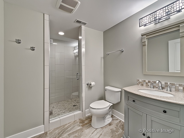 144 E Cayuga Ave, Elmhurst, IL 60126 photo 24