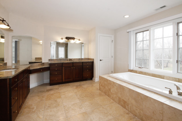 6232 Western Ave, Willowbrook, IL 60527 photo 10