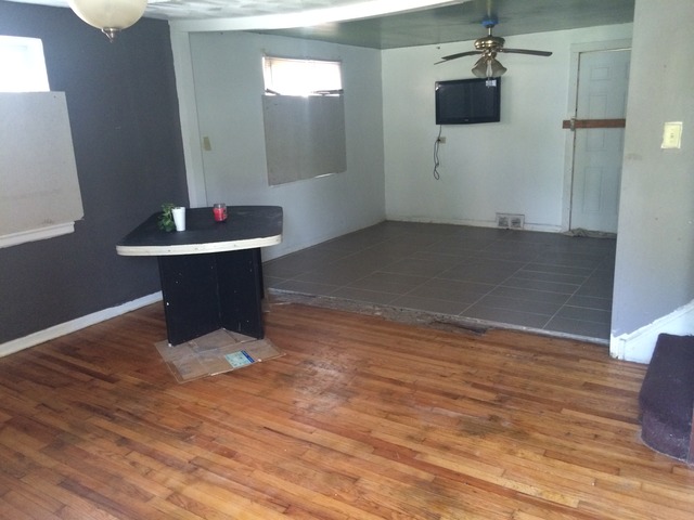 9745 S Merrion Ave, Chicago, IL 60617 photo 3