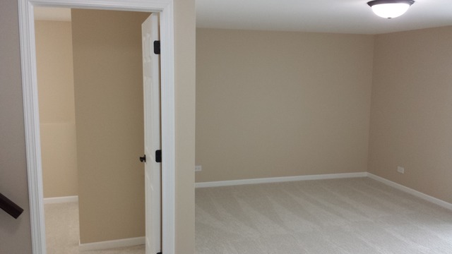 2305 Cove Dr, Hanover Park, IL 60133 photo 6