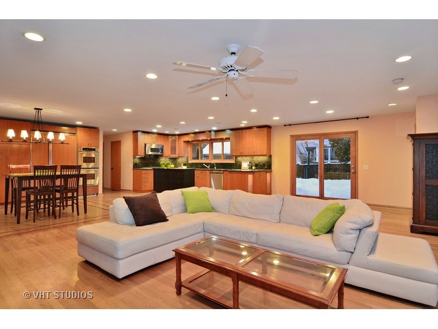717 Third St, Wilmette, IL 60091 photo 8