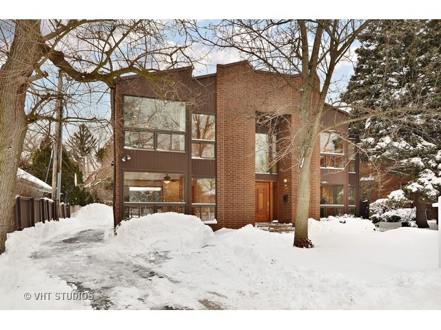 717 Third St, Wilmette, IL 60091 photo 1