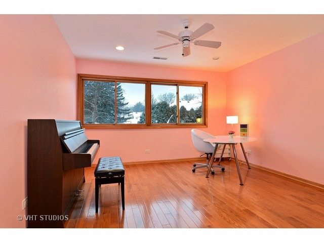 717 Third St, Wilmette, IL 60091 photo 15