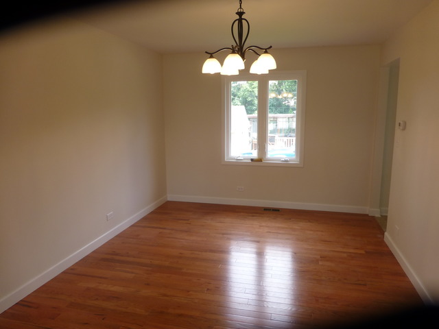 530 E Armitage Ave, Addison, IL 60101 photo 3