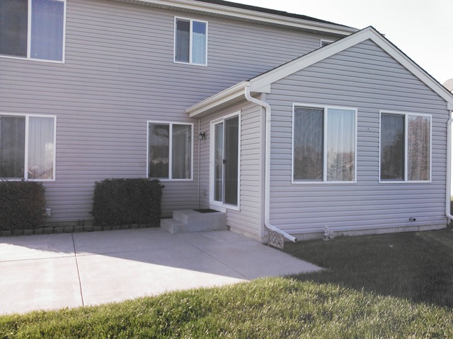 6609 Ayre Dr, Mchenry, IL 60050 photo 2