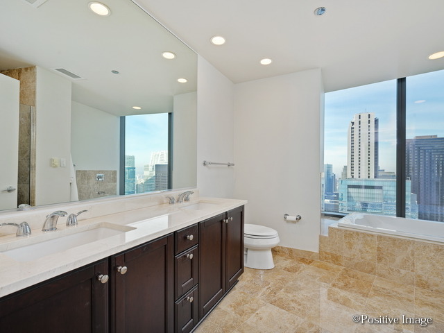 60 E Monroe St #5606, Chicago, IL 60603 photo 16