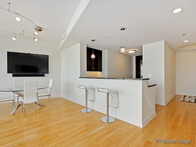 60 E Monroe St #5606, Chicago, IL 60603 photo 6