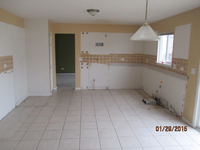 248 Berkeley Ave, Bolingbrook, IL 60440 photo 3