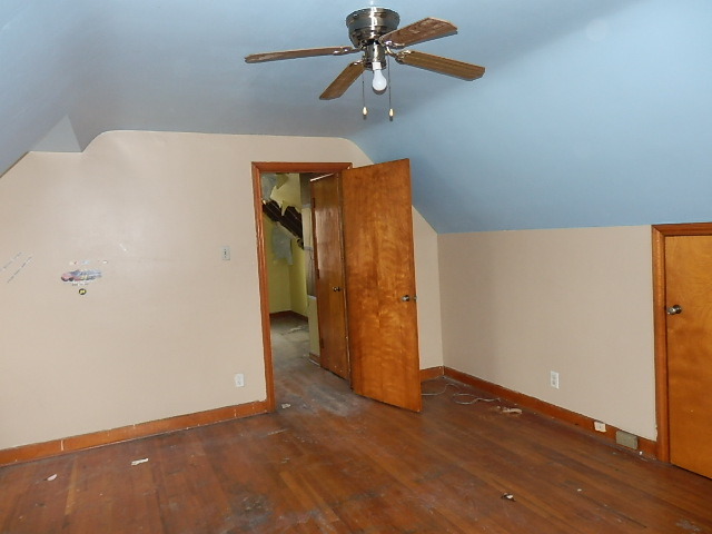 1943 E Oak St, Kankakee, IL 60901 photo 17